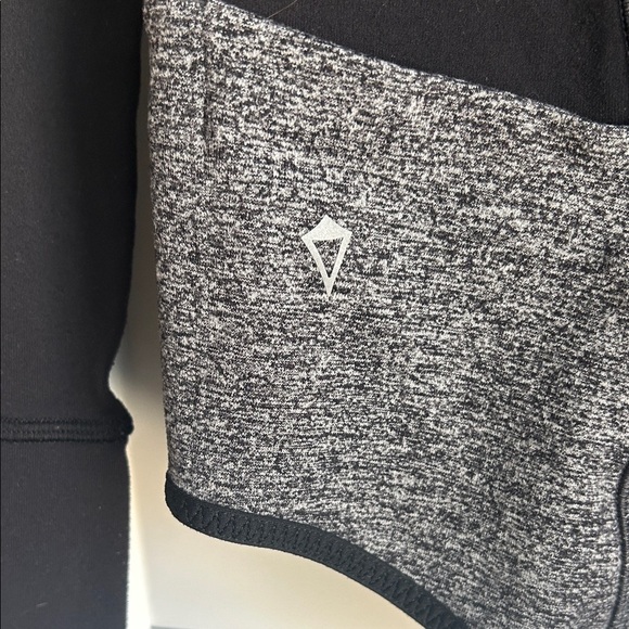 Iviva Girl’s Black and Gray Jacket | 10 - Picture 4 of 4